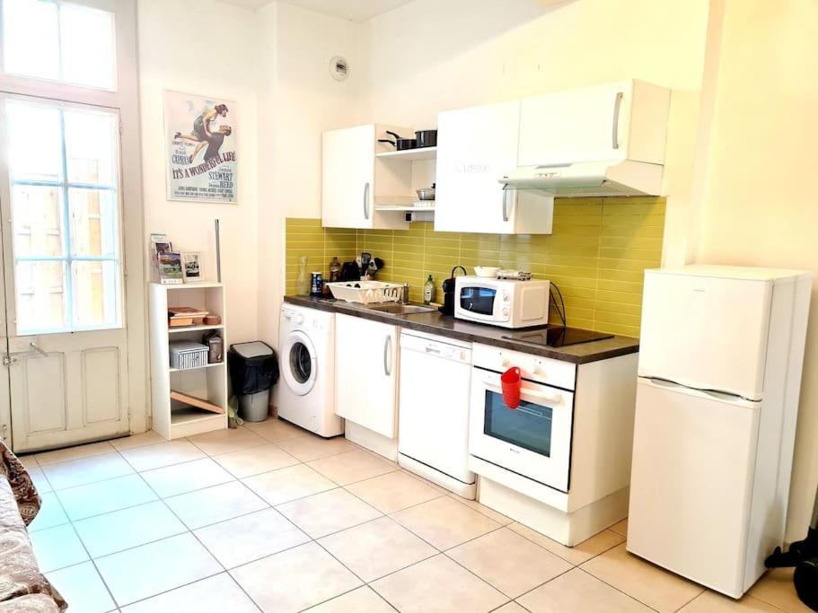 Appartement 4 Voyageurs Avec Terrasse - Wifi Carcassonne Dış mekan fotoğraf