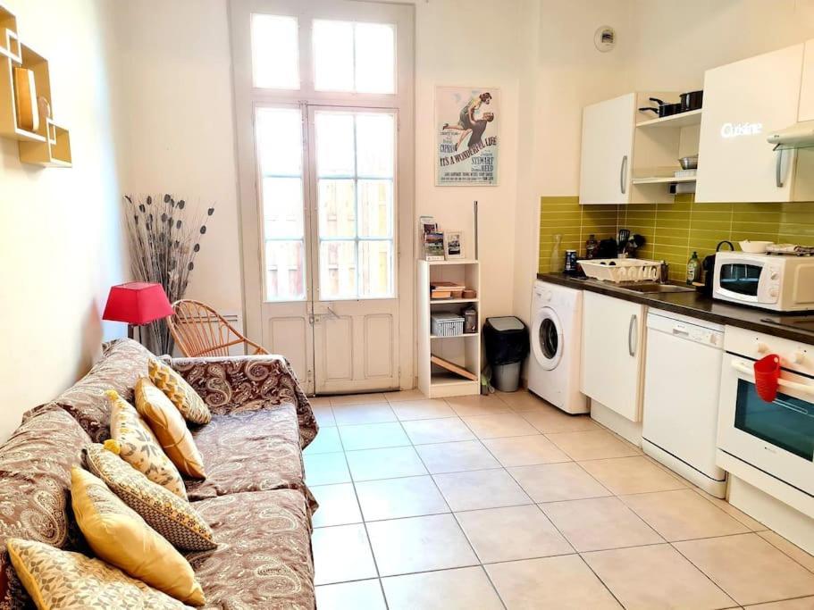 Appartement 4 Voyageurs Avec Terrasse - Wifi Carcassonne Dış mekan fotoğraf